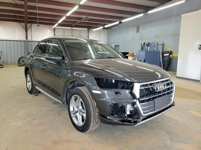 2018 Audi Q5 Premium VIN: WA1ANAFY7J2021565 Lot: 65039205