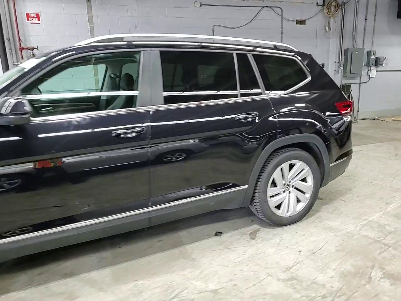 Фото: 1V2BR2CA8MC544215