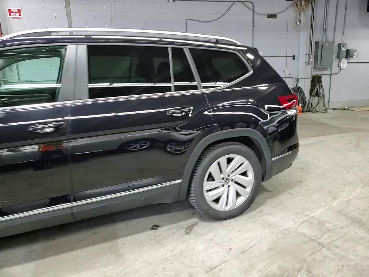 Фото: 1V2BR2CA8MC544215