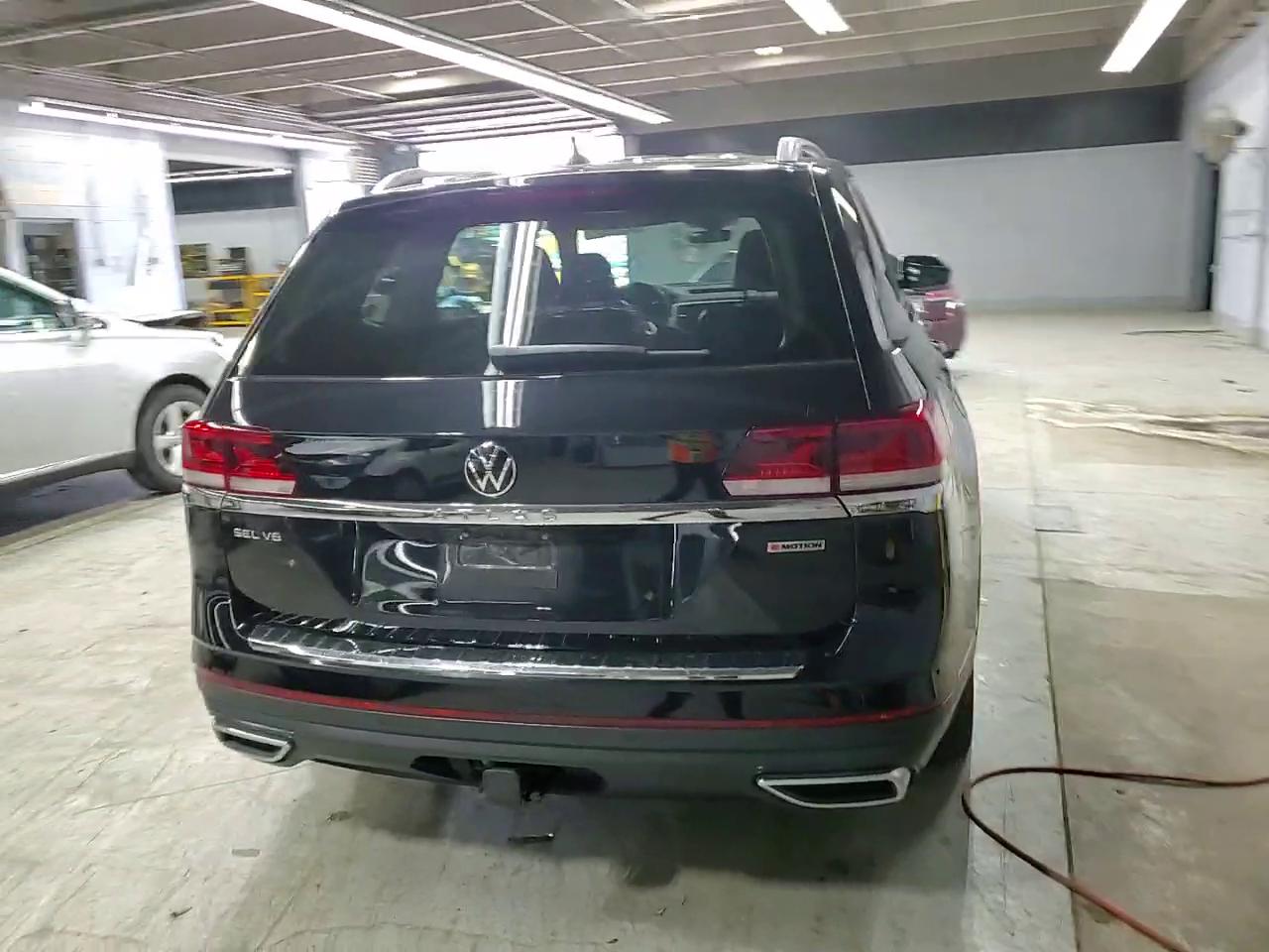 Фото: 1V2BR2CA8MC544215