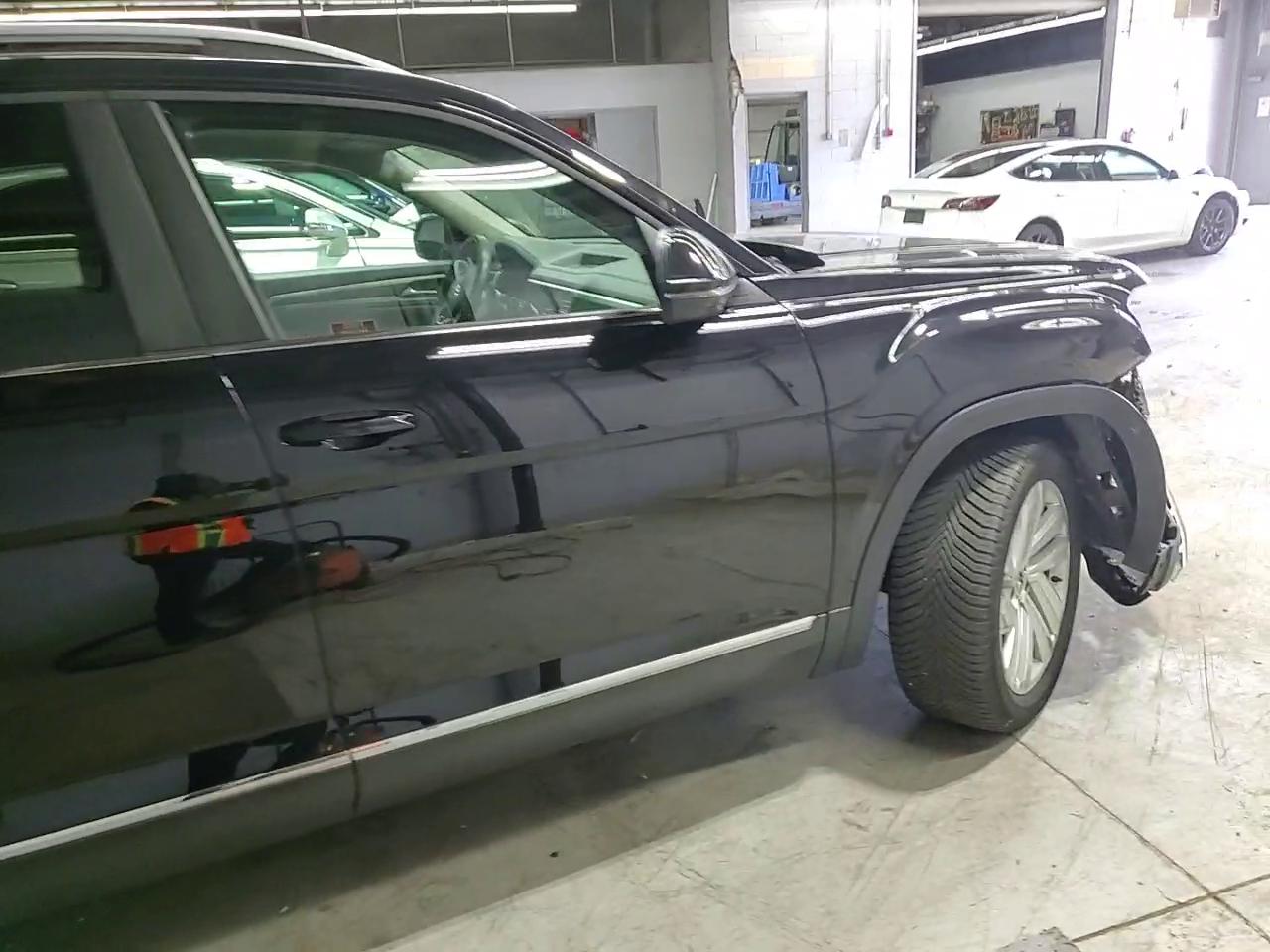 Фото: 1V2BR2CA8MC544215