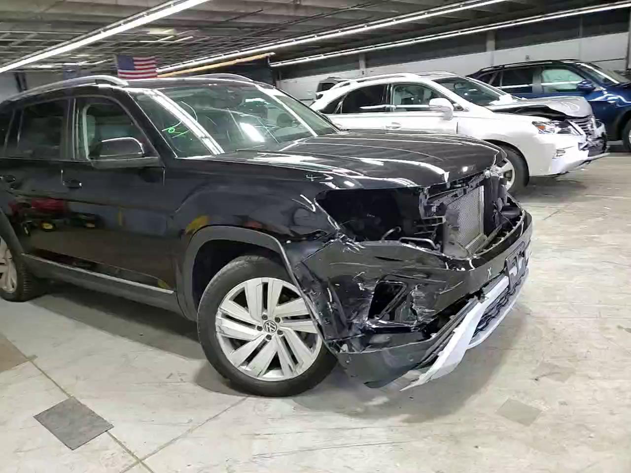 Фото: 1V2BR2CA8MC544215