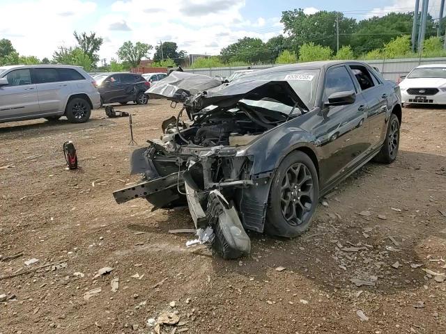 2020 Chrysler 300 Touring VIN: 2C3CCARG6LH230155 Lot: 65261255