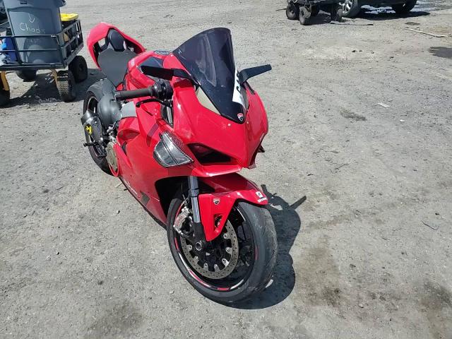 2018 Ducati Panigale V4 VIN: ZDMDAGNW0JB001793 Lot: 64953495