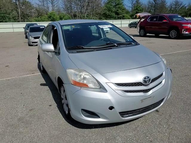 2008 Toyota Yaris VIN: JTDBT923881238342 Lot: 63681175