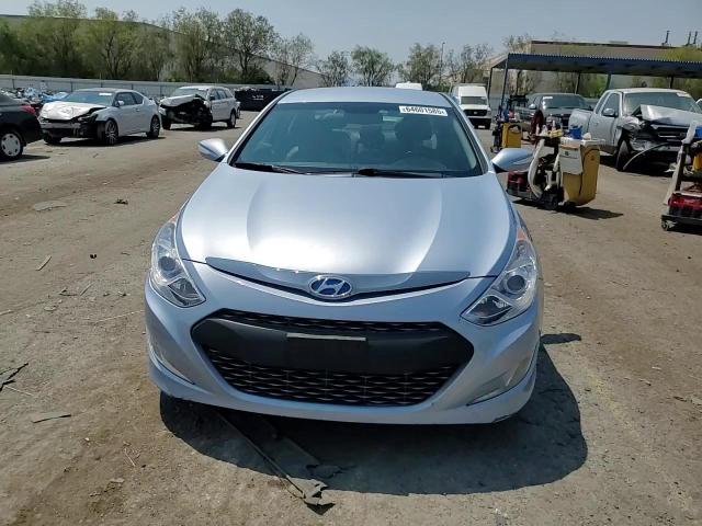 2013 Hyundai Sonata Hybrid VIN: KMHEC4A44DA093767 Lot: 64601585