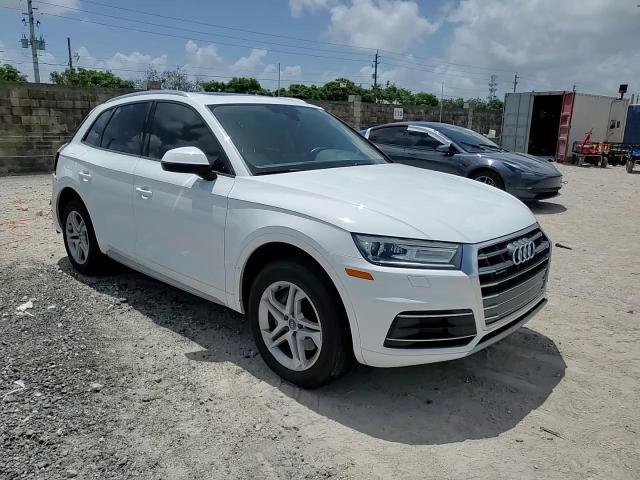 2018 Audi Q5 Premium VIN: WA1ANAFY4J2234070 Lot: 64656315