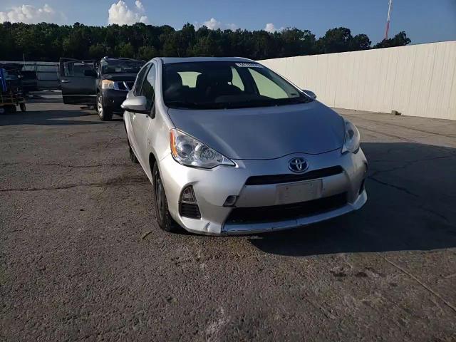 2014 Toyota Prius C VIN: JTDKDTB37E1085829 Lot: 64192835