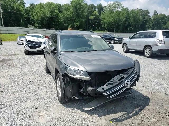 2016 Volkswagen Tiguan S VIN: WVGAV7AX8GW616719 Lot: 63033595