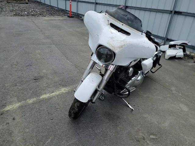 2016 Harley-Davidson Flhx Street Glide VIN: 1HD1KBM16GB620975 Lot: 66110945