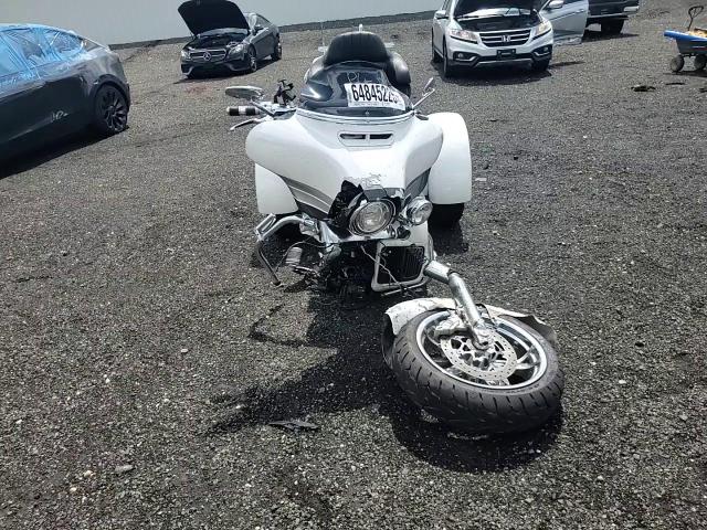 2020 Harley-Davidson Flhtcutgse VIN: 1HD1TBH10LB957255 Lot: 64845225