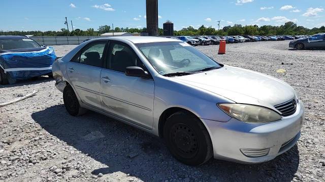 2006 Toyota Camry Le VIN: JTDBE32K063063505 Lot: 64731455