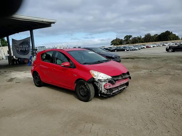 2013 Toyota Prius C VIN: JTDKDTB34D1533572 Lot: 64605685