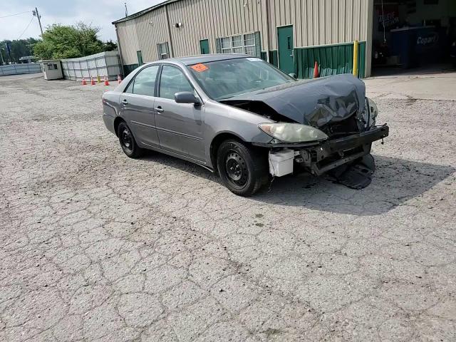 2005 Toyota Camry Le VIN: 4T1BF30K45U595019 Lot: 64715585