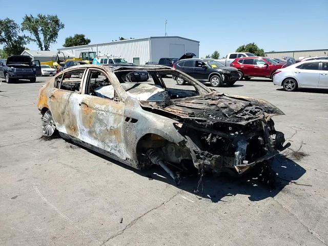 2015 Kia K900 VIN: KNALU4D44F6027663 Lot: 65540325