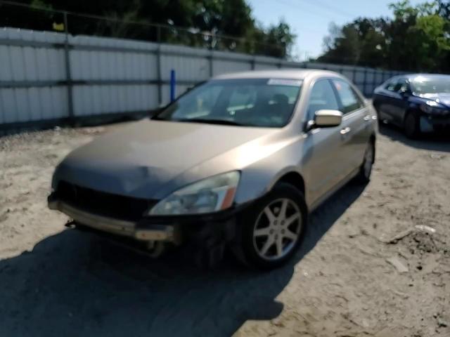 2004 Honda Accord Ex VIN: 1HGCM66504A001352 Lot: 62939685