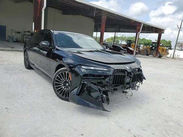 2025 BMW 760 Xi VIN: WBA33EJ05SCU78817 Lot: 65210525