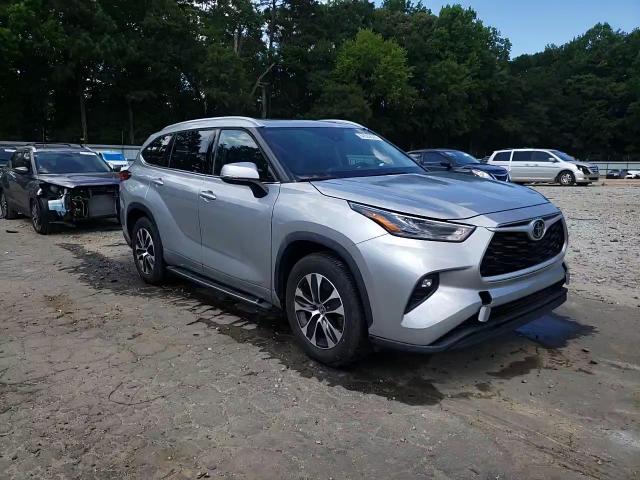 2022 Toyota Highlander Xle VIN: 5TDGZRAH0NS115991 Lot: 64500535
