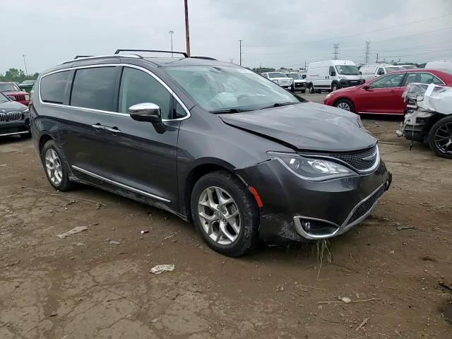 2019 Chrysler Pacifica Limited VIN: 2C4RC1GG0KR639804 Lot: 64999015