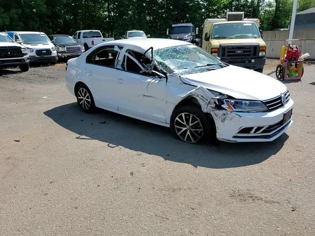 2016 Volkswagen Jetta Se VIN: 3VWD67AJ7GM252445 Lot: 64762505