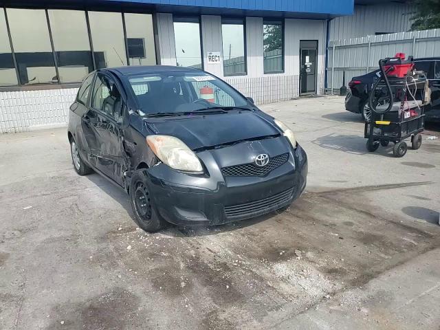 2009 Toyota Yaris VIN: JTDJT903895240990 Lot: 66937015