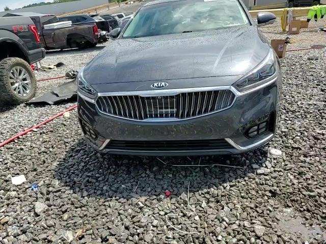 2017 Kia Cadenza Premium VIN: KNALC4J10H5066532 Lot: 63255205
