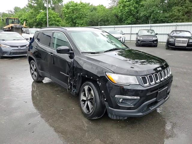 2017 Jeep Compass Latitude VIN: 3C4NJDBB4HT689645 Lot: 63768595