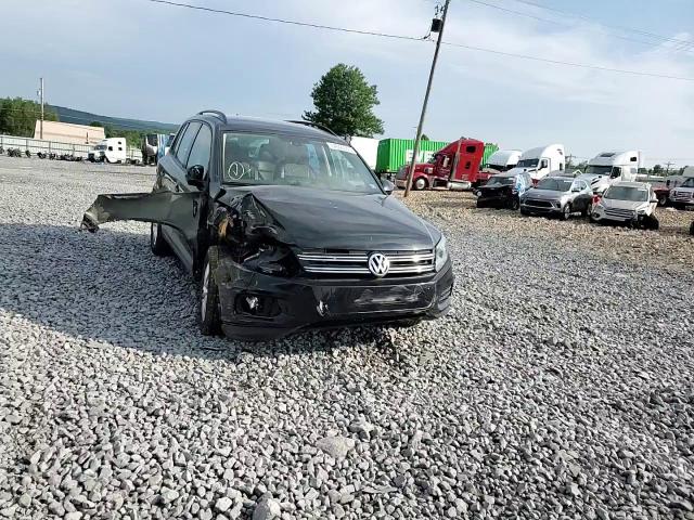 2017 Volkswagen Tiguan S VIN: WVGBV7AX3HK009785 Lot: 64690845