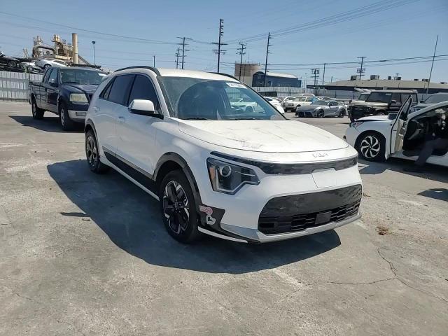 2024 Kia Niro Wind VIN: KNDCR3L1XR5096096 Lot: 64113905