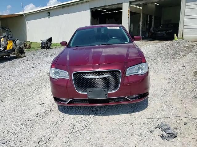 2018 Chrysler 300 Touring VIN: 2C3CCAAG1JH137570 Lot: 64281535