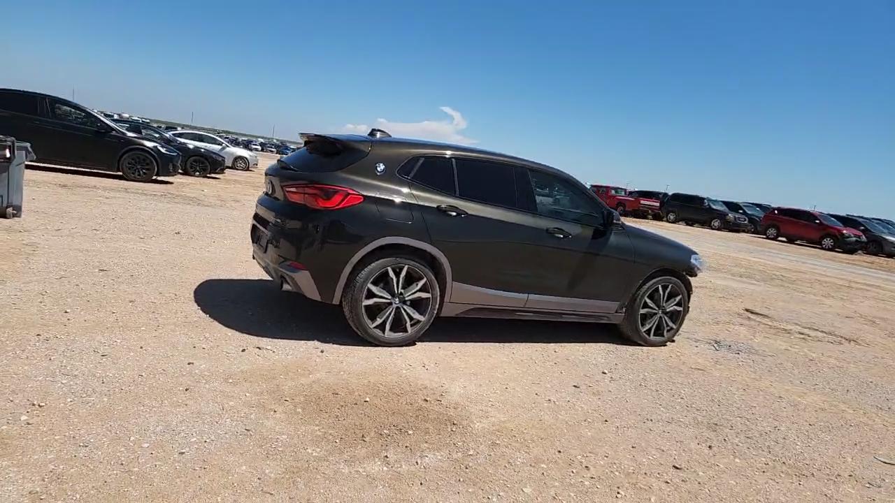 Фото: WBXYJ5C34JEB19487