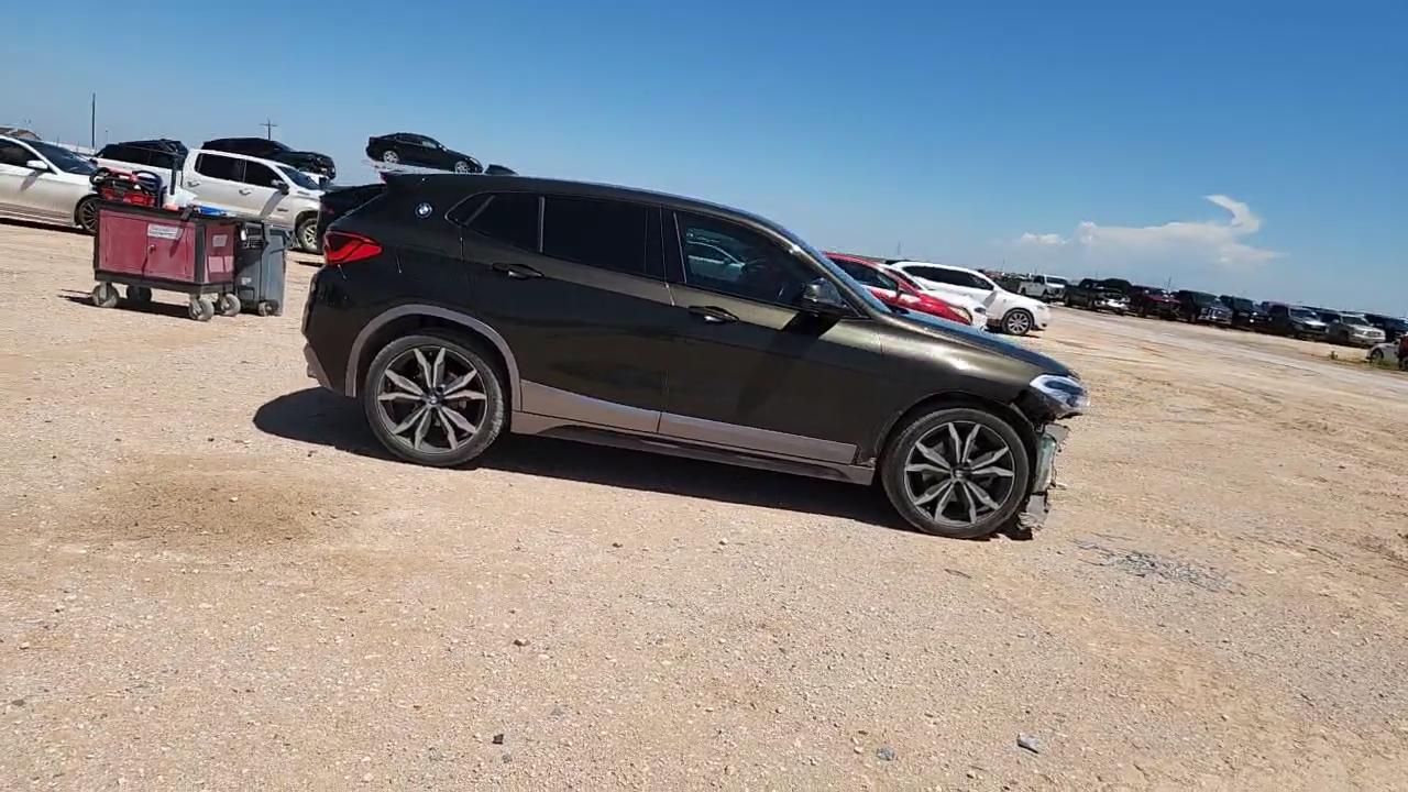 Фото: WBXYJ5C34JEB19487