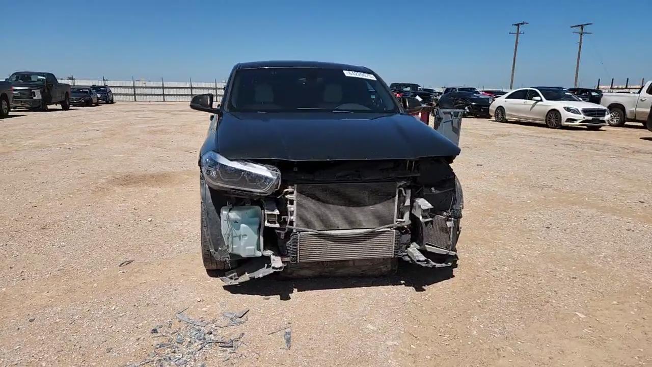 Фото: WBXYJ5C34JEB19487