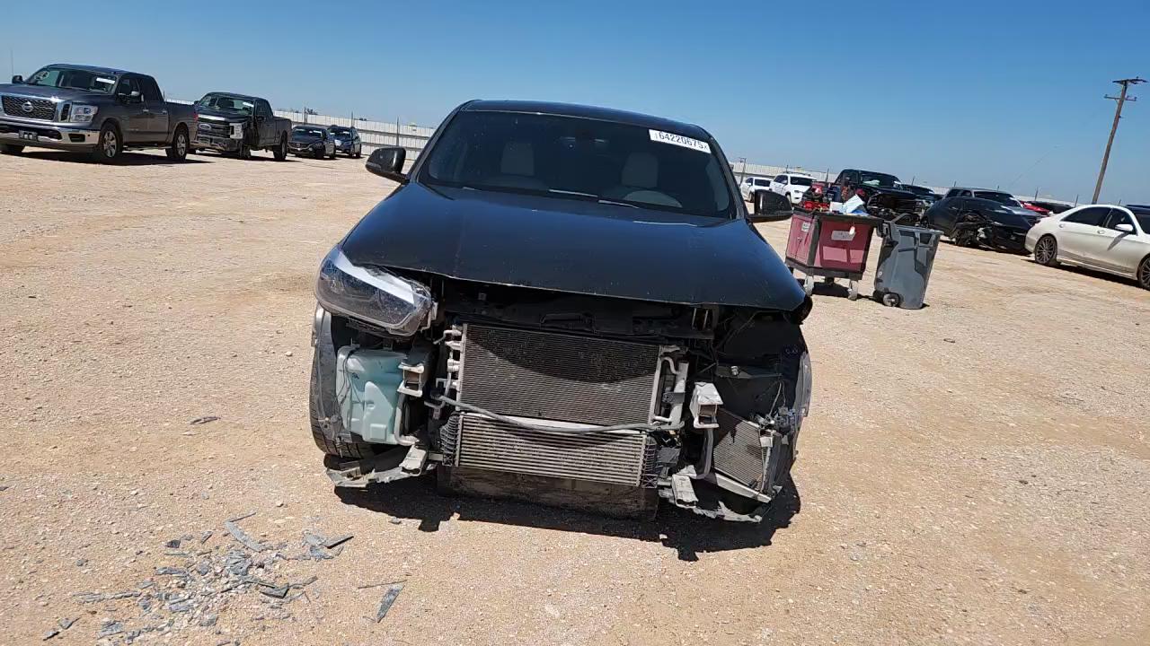 Фото: WBXYJ5C34JEB19487