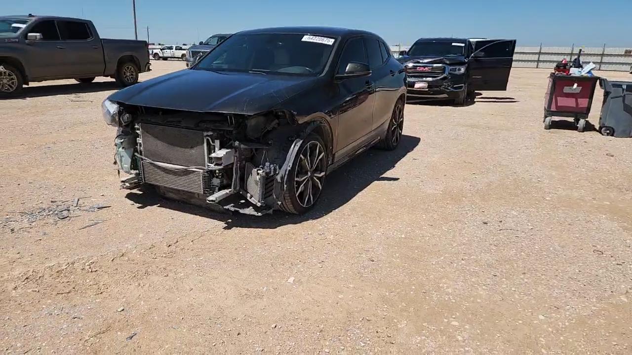 Фото: WBXYJ5C34JEB19487