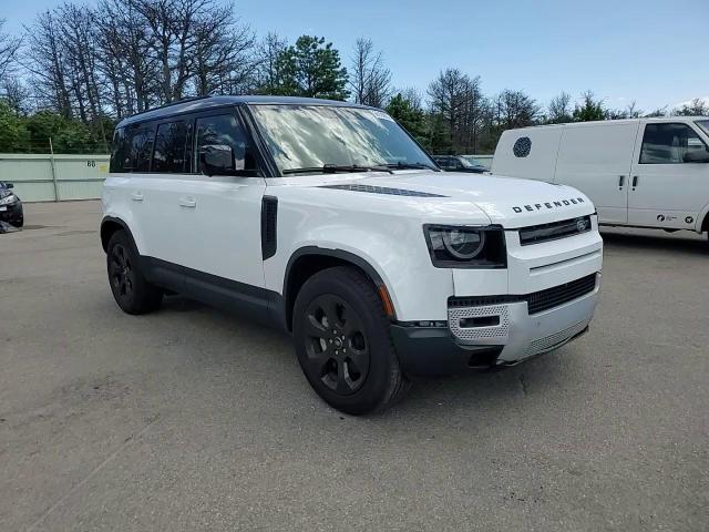 2024 Land Rover Defender 110 S VIN: SALEJ7EUXR2303420 Lot: 66129055