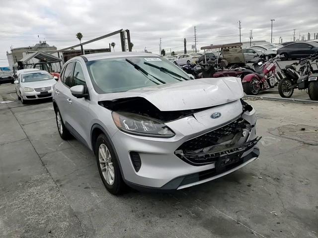 2020 Ford Escape Se VIN: 1FMCU0G61LUB11080 Lot: 65213605
