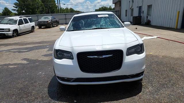 2019 Chrysler 300 S VIN: 2C3CCABGXKH601164 Lot: 64746385
