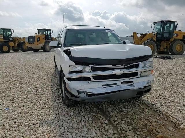 2002 Chevrolet Suburban C1500 VIN: 3GNEC16Z52G273739 Lot: 64416075