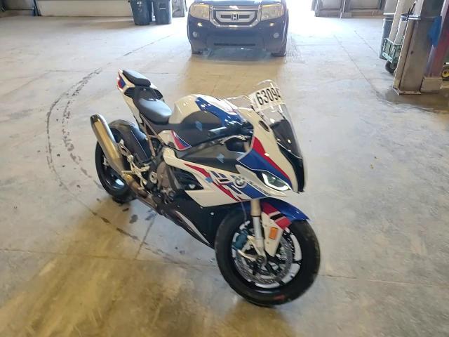 2022 BMW S 1000 Rr VIN: WB10E2309N6F45708 Lot: 63094725