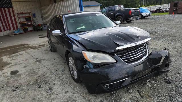 2011 Chrysler 200 Limited VIN: 1C3BC2FG3BN500177 Lot: 64793375