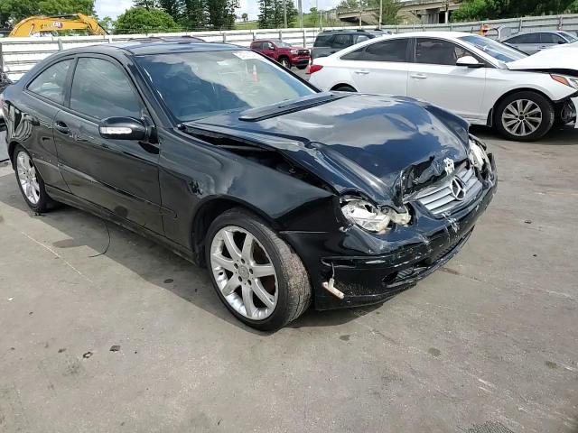 2004 Mercedes-Benz C 230K Sport Coupe VIN: WDBRN40J74A601445 Lot: 64092345