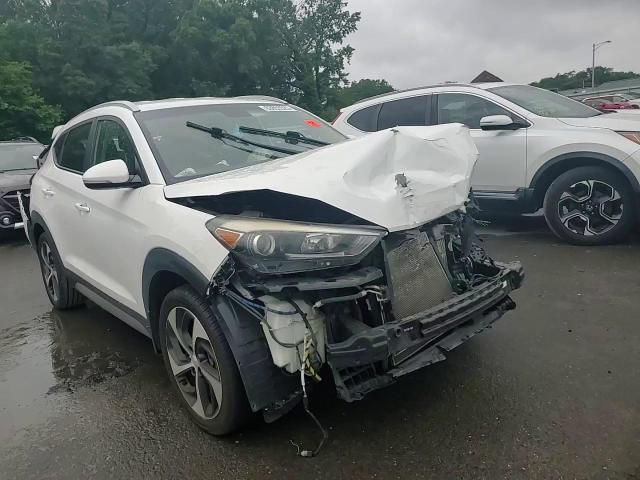 2017 Hyundai Tucson Limited VIN: KM8J33A20HU316592 Lot: 63853525