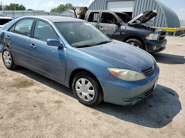 2004 Toyota Camry Le VIN: 4T1BE32K24U824408 Lot: 64618875