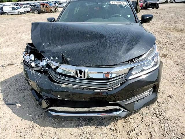 2017 Honda Accord Sport VIN: 1HGCR2F58HA118175 Lot: 64767005