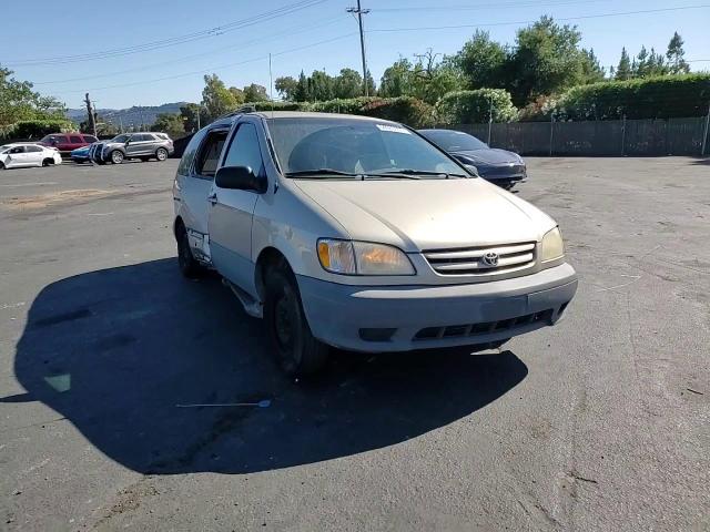 2002 Toyota Sienna Ce VIN: 4T3ZF19C32U487945 Lot: 64080805