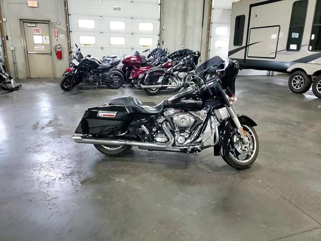 2013 Harley-Davidson Flhx Street Glide VIN: 1HD1KBM14DB686274 Lot: 65394065