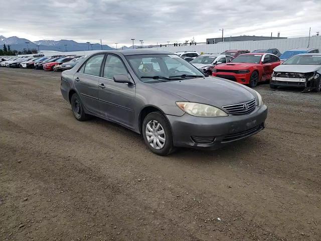 2005 Toyota Camry Le VIN: JTDBE32K853026135 Lot: 63873555