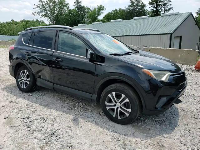 2017 Toyota Rav4 Le VIN: 2T3BFREV4HW584183 Lot: 62849865