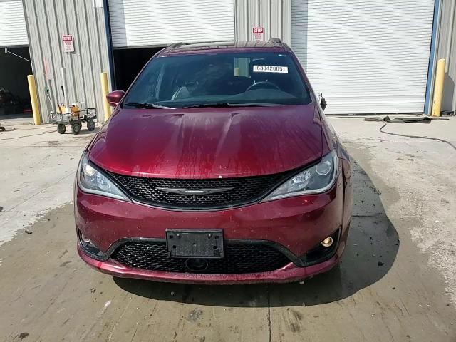 2018 Chrysler Pacifica Touring L VIN: 2C4RC1BG6JR182549 Lot: 63842005